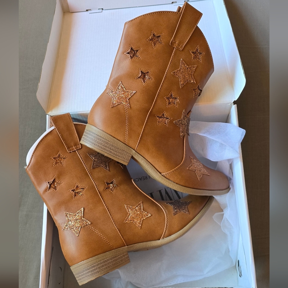 Dream Pairs Tan Gold Western Boots